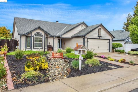 Photo of 2633 Bayberry Dr Dr, Lodi, CA 95242 (MLS # 41111633)