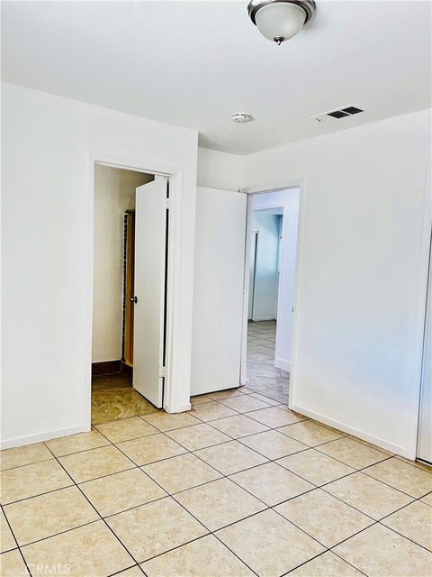 Tiny photo for 601 Bent Ranch Ave, Earlimart, CA 93219 (MLS # CV26225861)