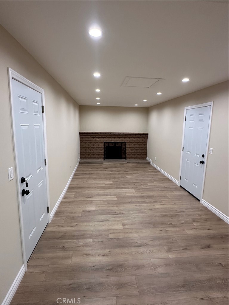 648 N Rosalind Avenue