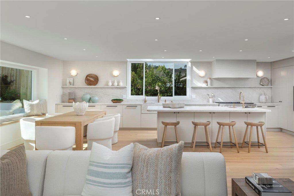 19281 Sierra Cadiz, Irvine CA 92603 - Photo 9