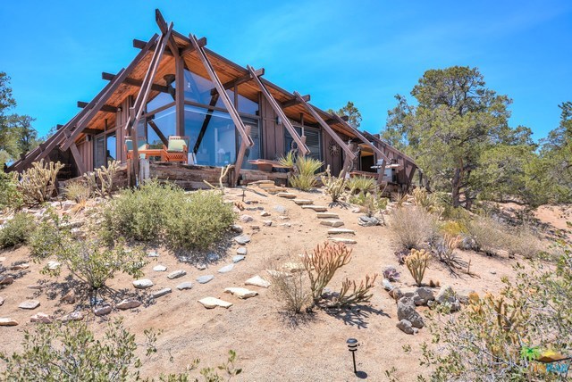 Pinyon Crest - Residential