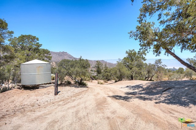 Pinyon Crest - Residential