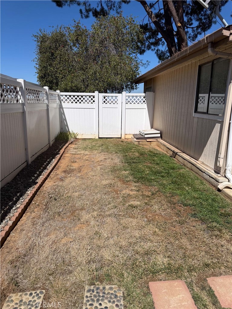 10961 Desert Lawn 315