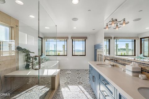 Tiny photo for 3365 Ocean Drive, Oxnard, CA 93035 (MLS # V1-34260)