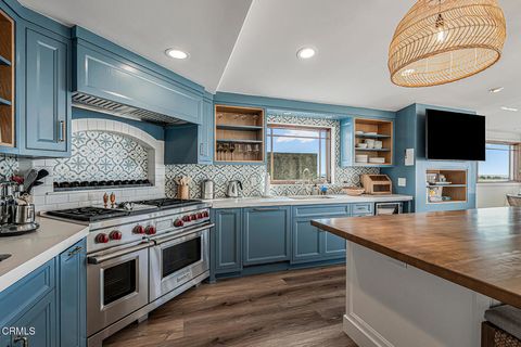 Tiny photo for 3365 Ocean Drive, Oxnard, CA 93035 (MLS # V1-34260)