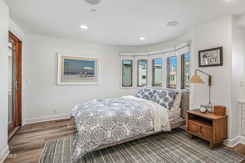 Tiny photo for 3365 Ocean Drive, Oxnard, CA 93035 (MLS # V1-34260)