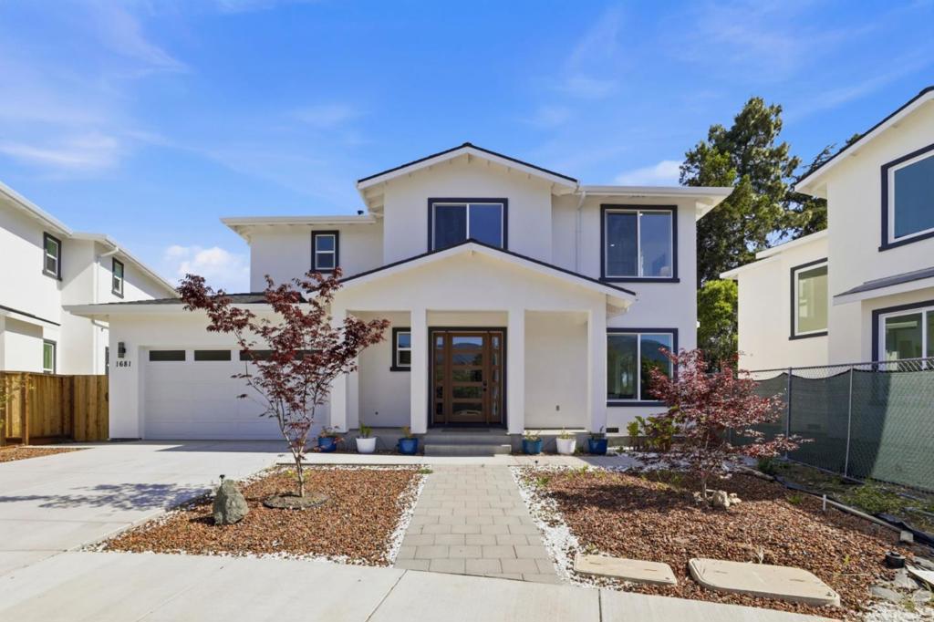 1681 Zinnia Lane