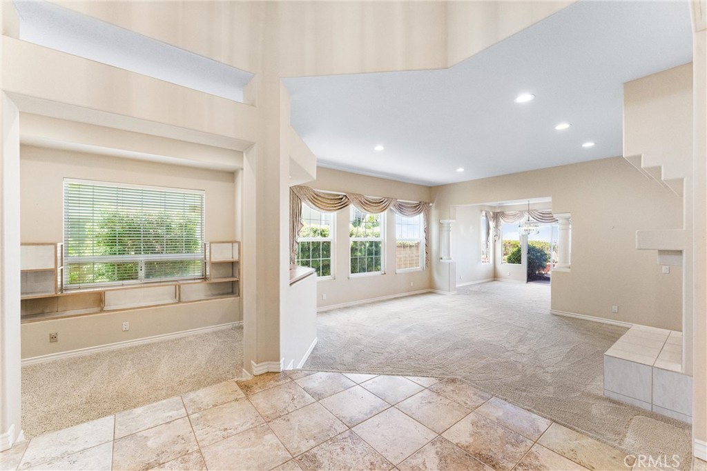 21881 Via Del Lago