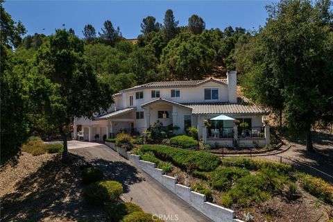 9230 Las Lomas Avenue Atascadero CA 93422