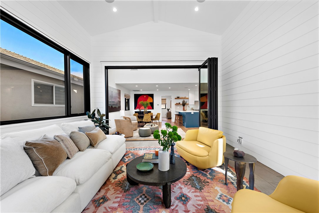 Corona del Mar South of PCH (CDMS) - Residential Lease