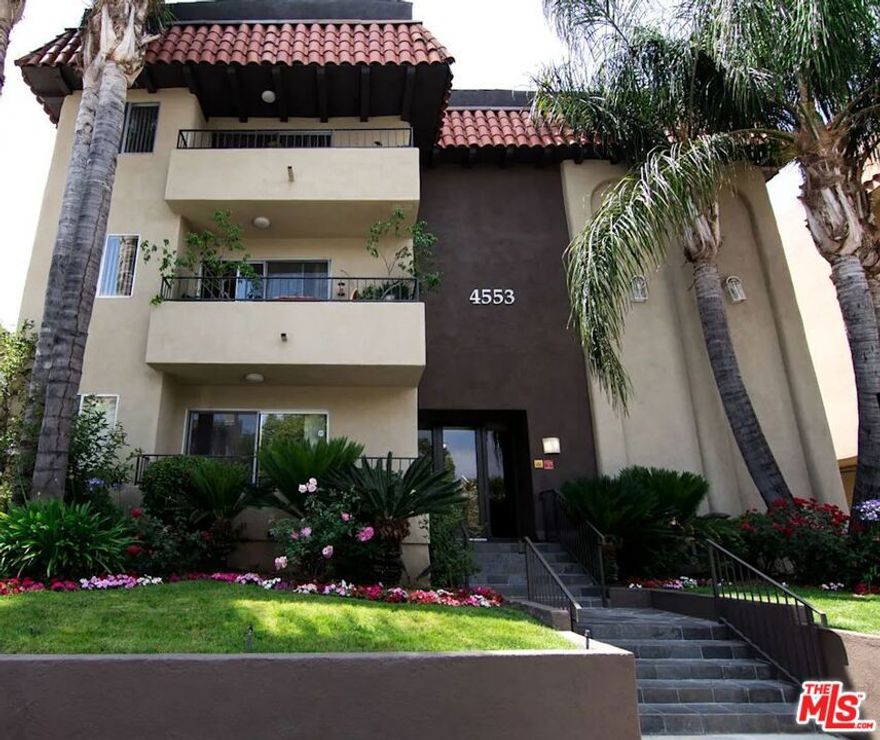 4553 Willis Avenue is a terrific 21 apartment building perfectly located just moments away from the bustling Ventura Boulevard which provides residents with immediate access to an array of dining, shopping, and entertainment options. The thoughtfully designed units, consisting of 1 Single + One Bath Unit, 19 One Bedroom + One Bath Units, and 1 Two Bedroom + Two Bath Unit, offer spacious layouts with amenities such as central air conditioning, dishwashers, patio/balconies, elevator, and covered parking. Moreover, with easy access to major freeways like the 101 and I-405, commuting throughout Los Angeles is a breeze, making it an ideal choice for professionals and families alike. The combination of its prime location and well-appointed units makes 4553 Willis Avenue a truly outstanding place to call home, offering a rare opportunity for comfortable, high-quality living in one of LA's most desirable neighborhoods. This is a rare opportunity for an investor to purchase a great multifamily property in a highly sought after Sherman Oaks location.