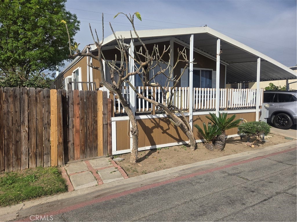 17225 Valley 9W