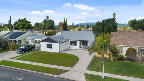 14137 Gain Arleta CA 91331