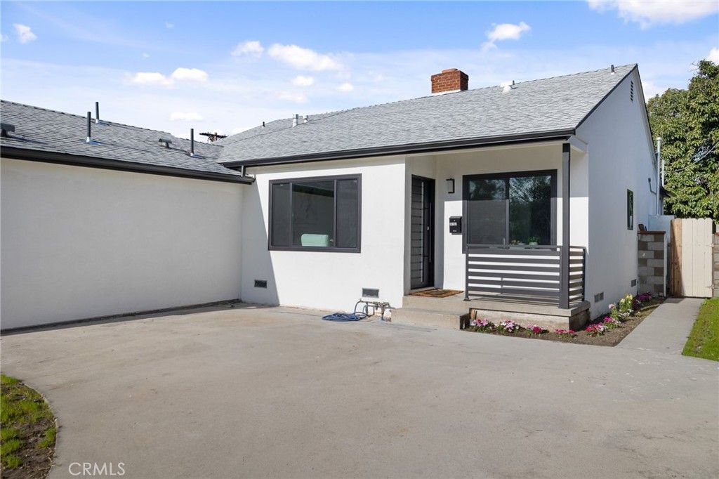 Photo of 14137 Gain, Arleta, CA 91331 (MLS # SR26006954)