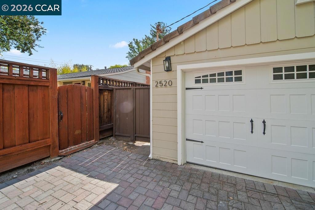 2520 San Miguel Dr