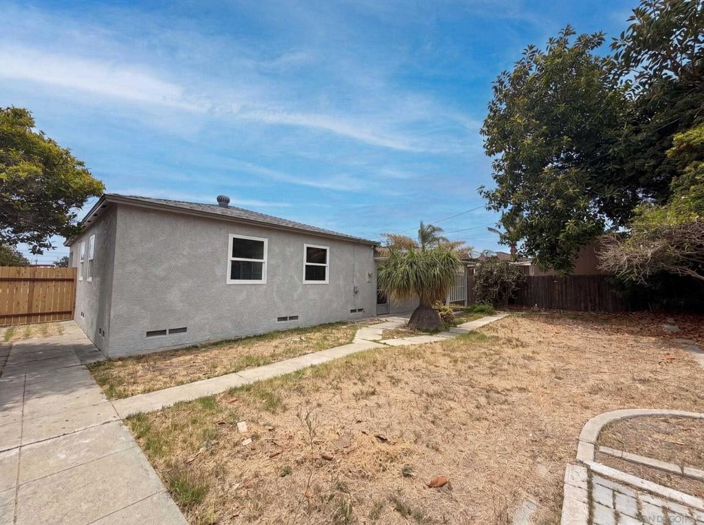 625 Woodlawn