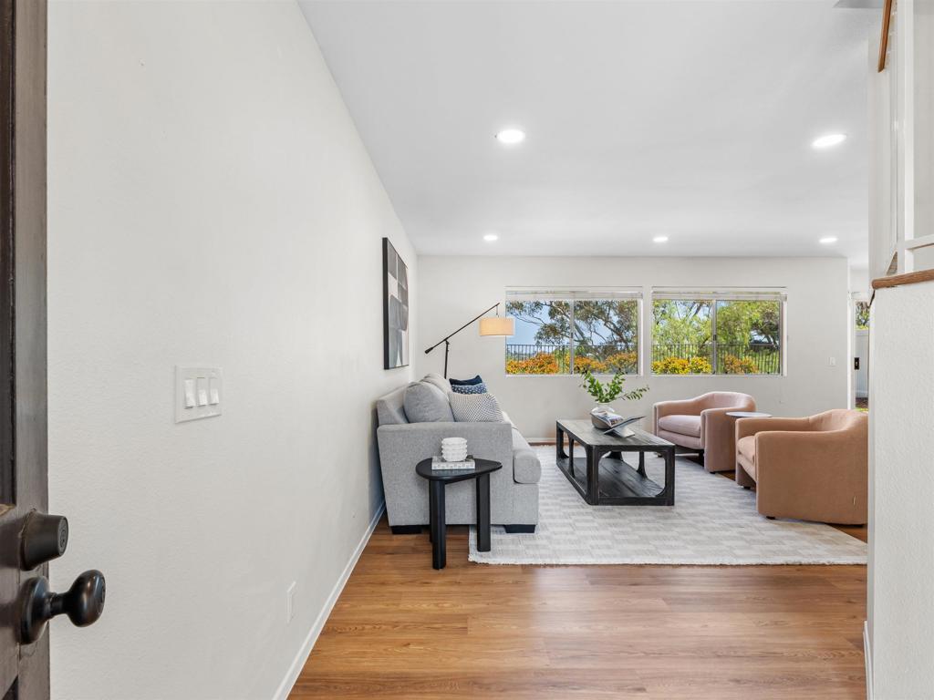 3636 Via Colina