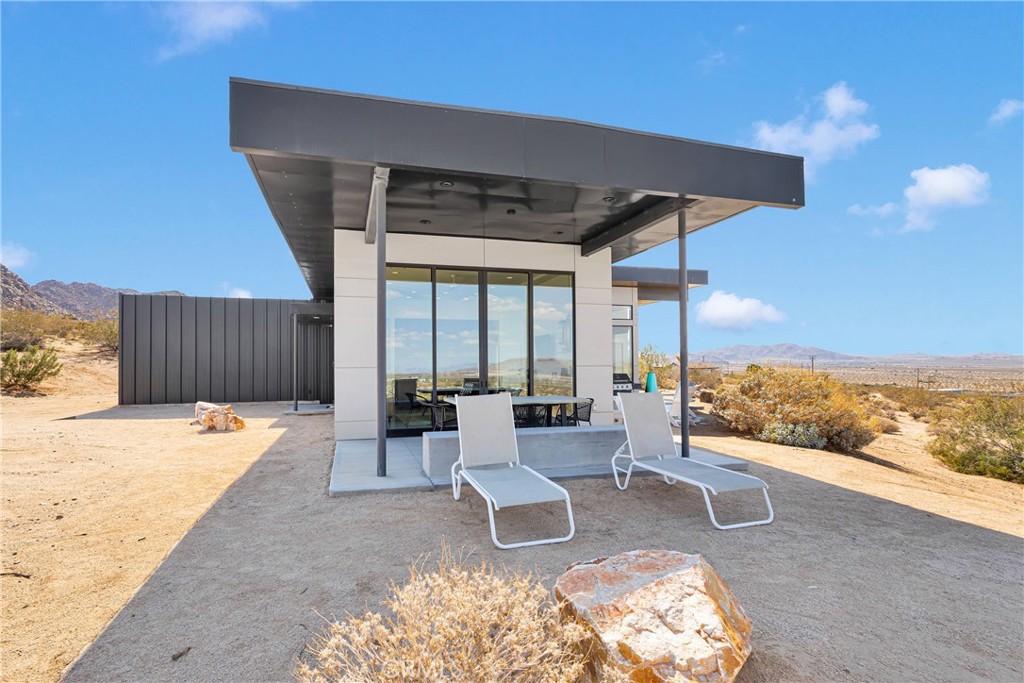 7025 Sunever Road