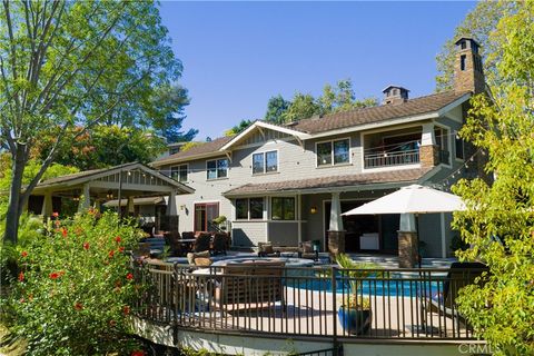 Photo of 1232 Peacock Hill Dr, North Tustin, CA 92705 (MLS # OC25234077) Photo of 1232 Peacock Hill Dr, North Tustin, CA 92705 (MLS # OC25234077)