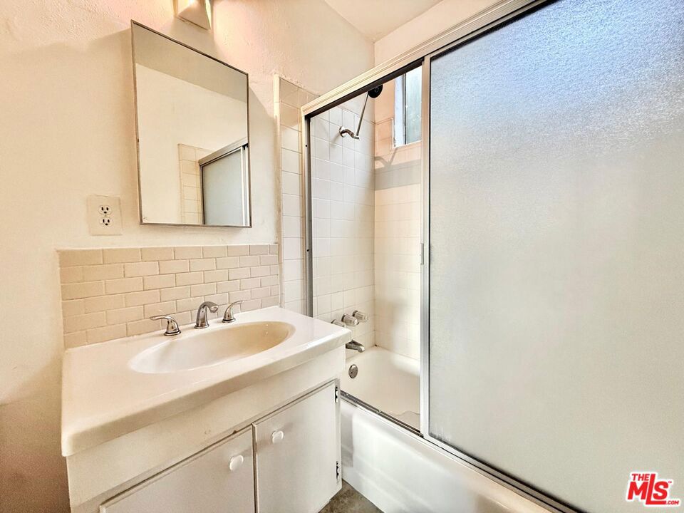 127 Loma Vista Street 4