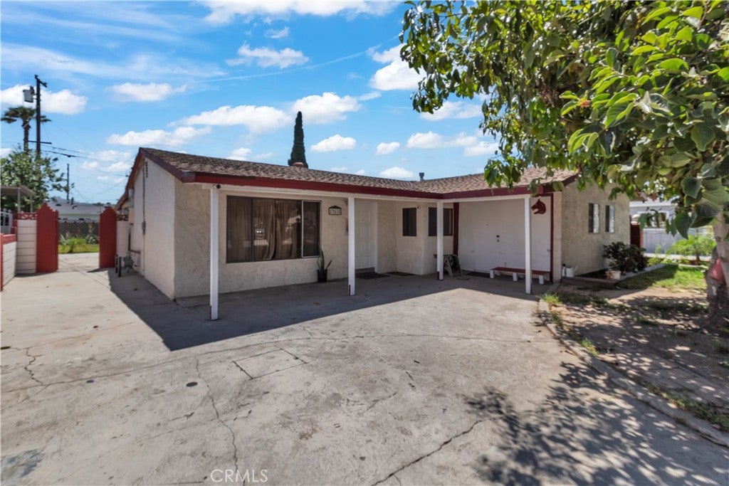 13618 Las Vecinas Dr