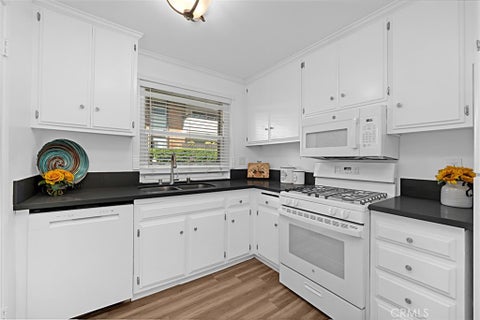 Tiny photo for 31515 Lindero Canyon Road #5, Westlake Village, CA 91361 (MLS # OC26225307)