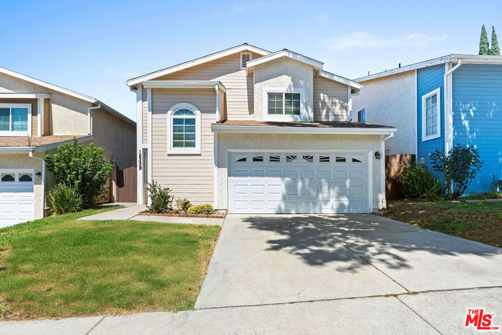 Welcome home to this beautiful 3-bedroom, 3-bath residence offering 1,901 sq. ft. of thoughtfully designed living space! Step through the covered entry and into an open-concept layout that seamlessly connects the living room, dining area, and kitchen. Natural light highlights the decorative fireplace, crown molding, wood-like floors, and charming wood beam ceilings.The kitchen features granite countertops, custom cabinetry, and stainless steel appliances. A stylish half bath and large hallway closet complete the downstairs.Upstairs, the spacious primary suite includes generous closet space and a full en-suite bath. Two additional bedrooms offer flexibility, including one with a built-in desk ideal for a home office. Another full bath completes the upper level.Enjoy your private yard, perfect for morning coffee or evening relaxation. The attached 2-car garage includes a laundry area for added convenience.Located in a 24-hour gated community with a pool and spa, and just minutes from the 210 and 5 freeways. This home has it all!------------------------------------Bienvenido a esta hermosa residencia de 3 dormitorios y 3 baos con 1,901 pies de espacio cuidadosamente diseado! Al entrar por el vestbulo cubierto, encontrars una sala de estar de concepto abierto que conecta perfectamente con el comedor y la cocina. La luz natural resalta la chimenea decorativa, los molduras, los pisos tipo madera y los encantadores techos con vigas de madera.La cocina cuenta con cubiertas de granito, gabinetes a medida y electrodomsticos de acero inoxidable. Un medio bao con estilo y un amplio clset en el pasillo completan la planta baja. En la planta alta, la espaciosa recmara principal incluye un gran clset y un bao privado completo. Dos recmaras adicionales ofrecen versatilidad, incluida una con escritorio empotrado ideal para oficina en casa. Otro bao completo complementa el nivel superior.Disfruta de tu patio privado, perfecto para el caf de la maana o una copa de vino por la tarde. El garaje adjunto para 2 autos incluye un rea de lavandera para mayor comodidad.Ubicada en una comunidad cerrada con seguridad 24 horas, con acceso a alberca y spa, y a solo minutos de las autopistas 210 y 5 . Esta casa lo tiene todo!