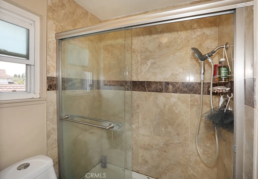 Fountain Valley, California 92708, United States, 4 Bedrooms Bedrooms, ,3 BathroomsBathrooms,Residential,Active,195785