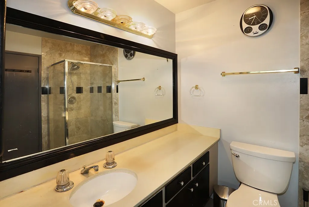 Fountain Valley, California 92708, United States, 4 Bedrooms Bedrooms, ,3 BathroomsBathrooms,Residential,Active,195785