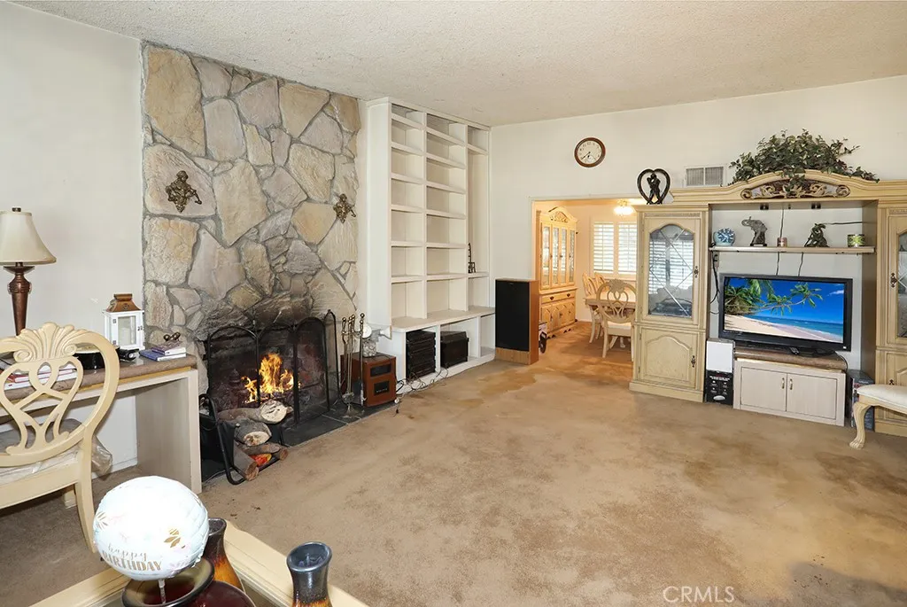 Fountain Valley, California 92708, United States, 4 Bedrooms Bedrooms, ,3 BathroomsBathrooms,Residential,Active,195785