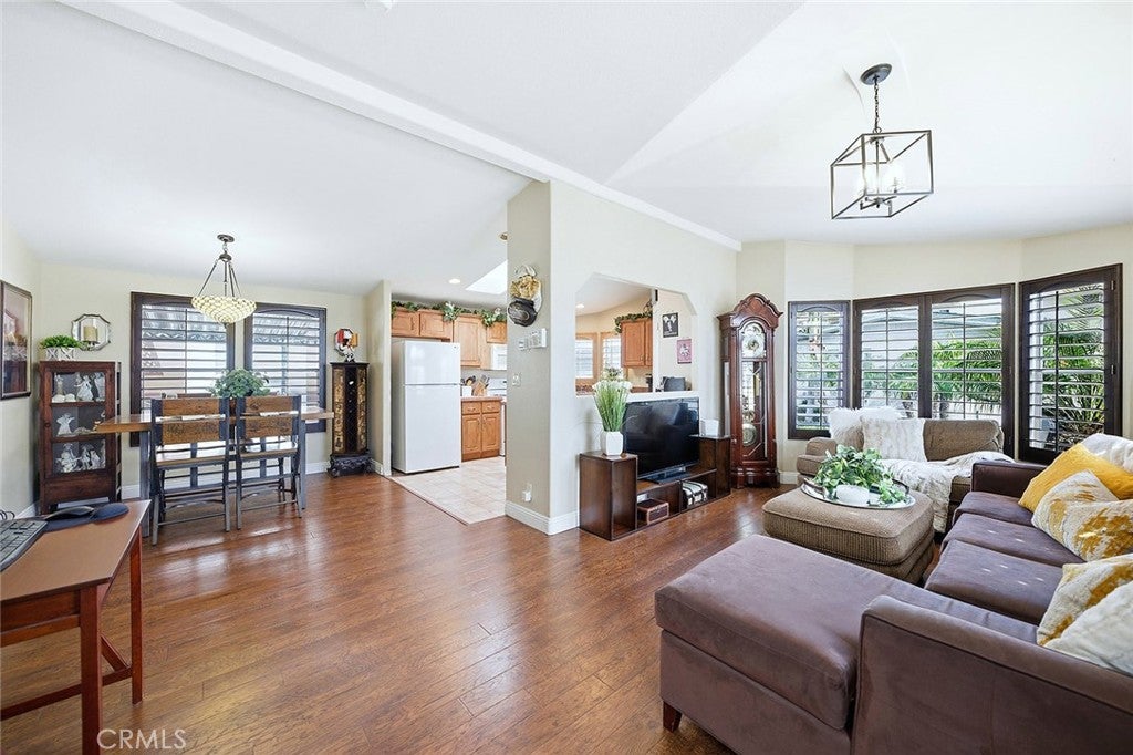 6301 Warner 53