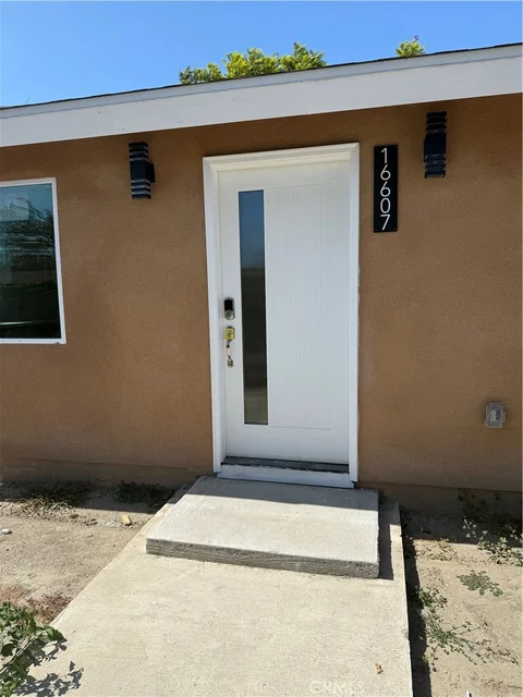 MLS: OC26173437