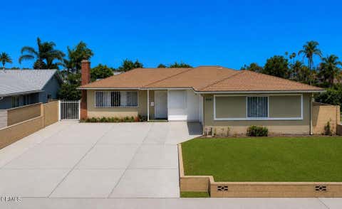 Photo of 125 W Bard Road, Oxnard, CA 93033 (MLS # V1-37936)