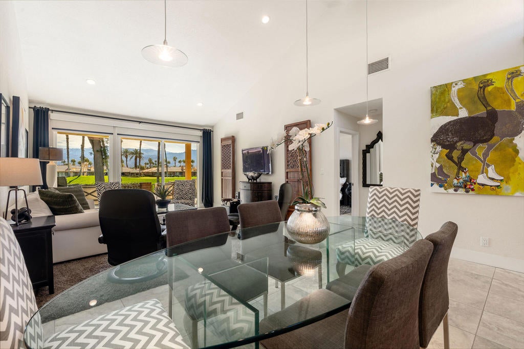 445 N Sierra Madre