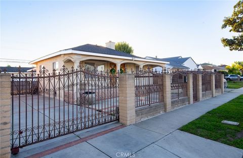 Photo of 3980 Platt Ave, Lynwood, CA 90262 (MLS # DW25269382)