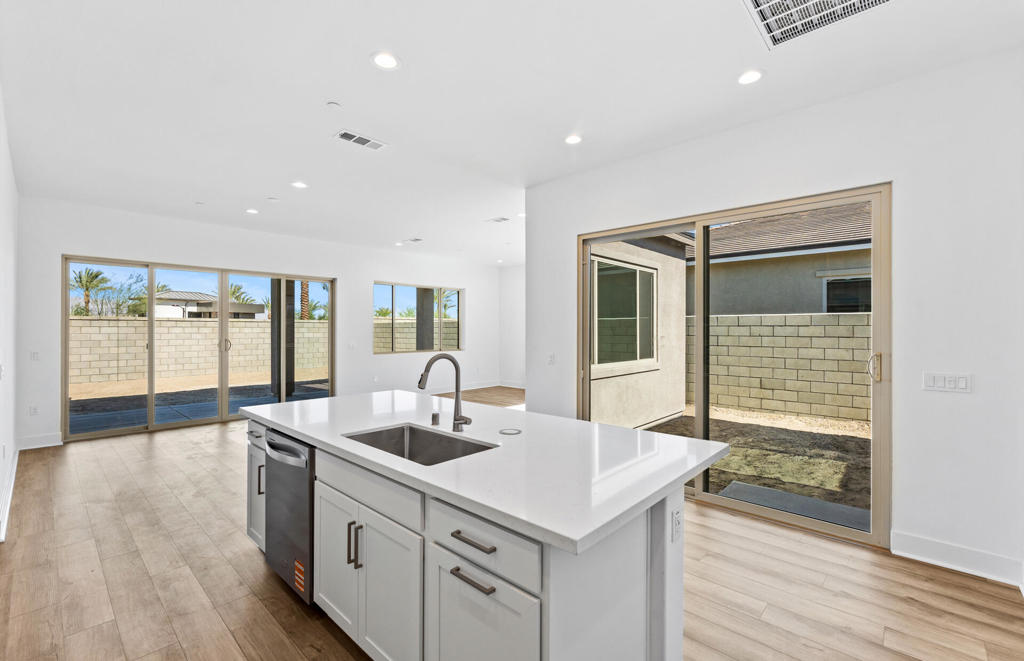 820 Everglades Drive
