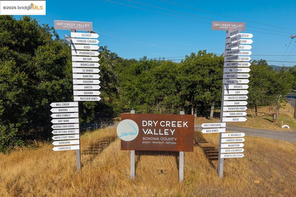 838 Dry Creek