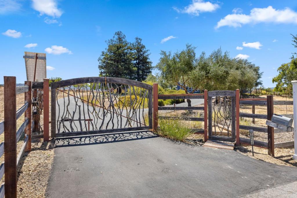 10115 Parrish View Drive