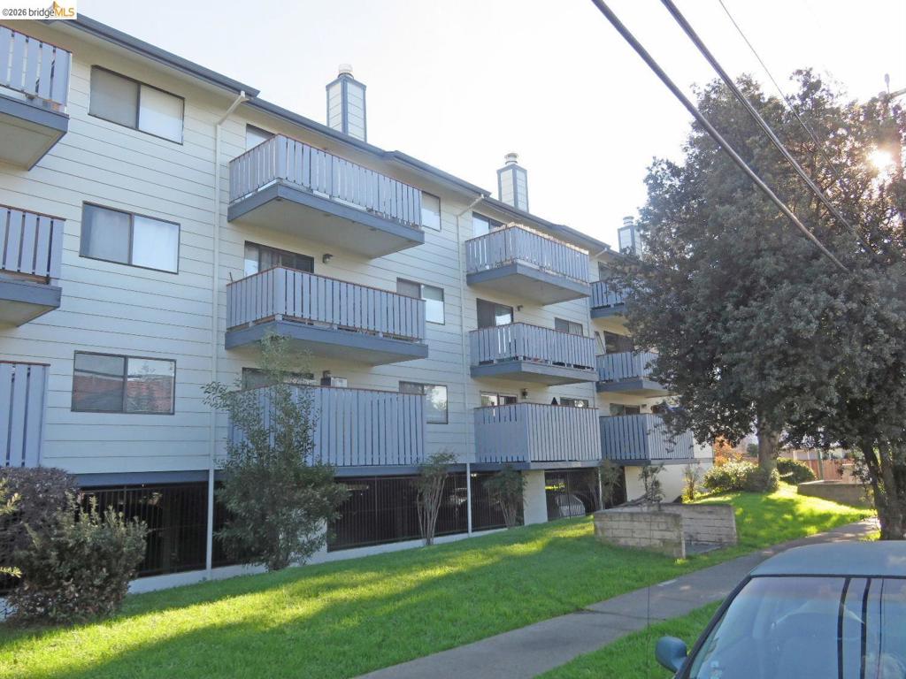 325 Valle Vista Ave 117