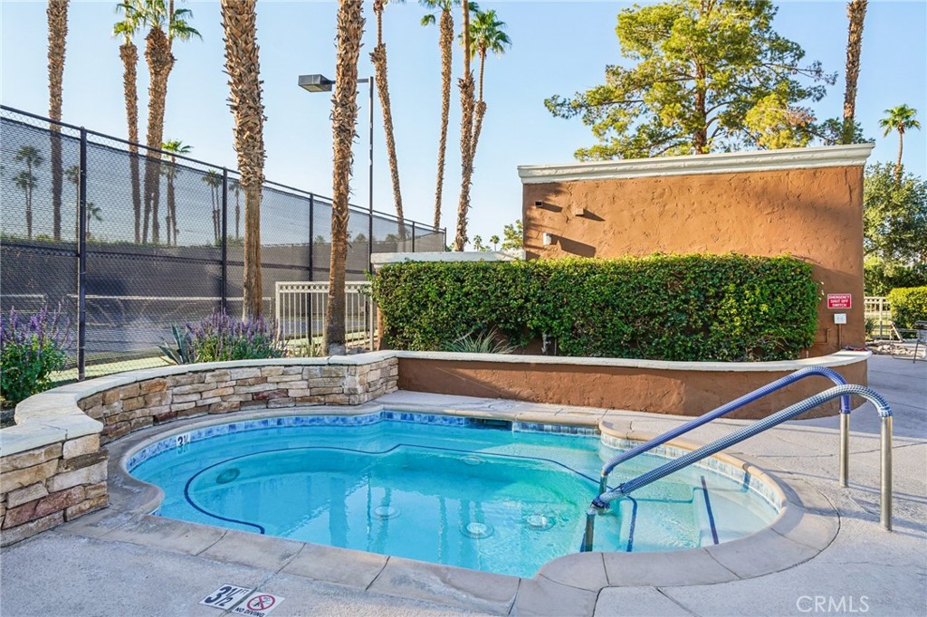 Oasis Country Club (32414) - Residential