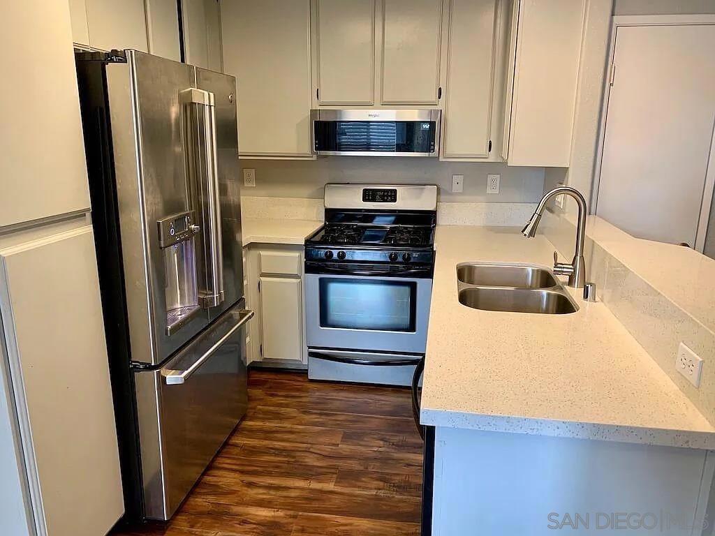 445 Ribbon Beach Way 280