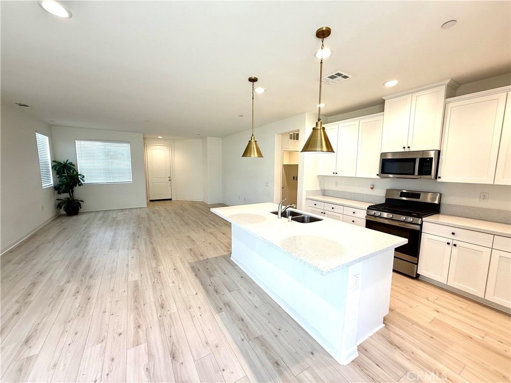 Photo of 3719 Santa Ynez Court, Rosamond, CA 93560 (MLS # SR26071993)