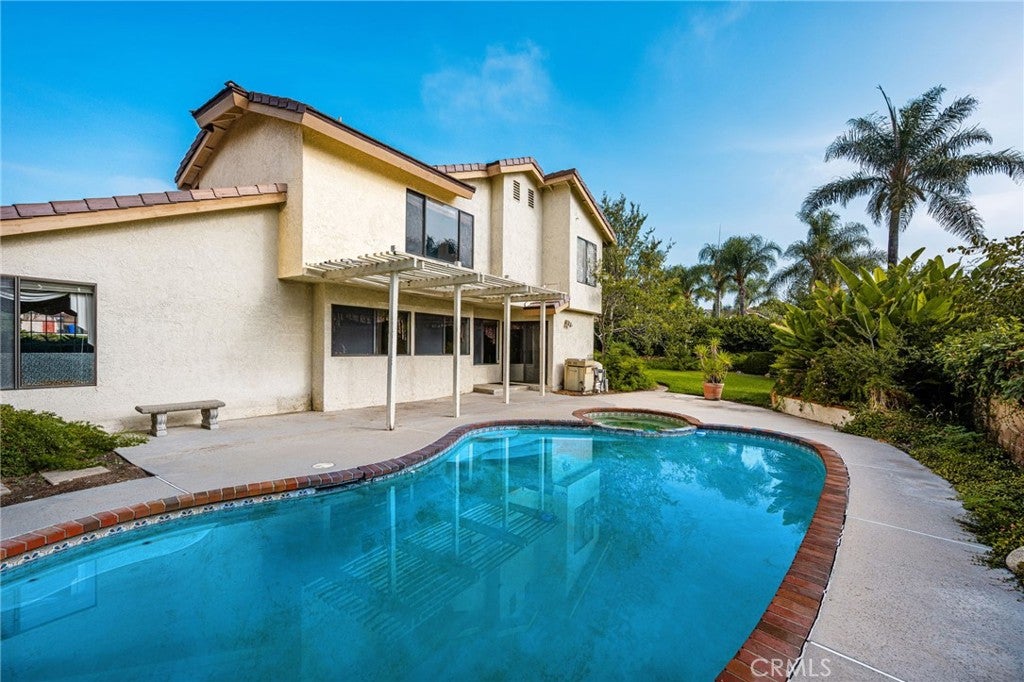 1718 Redwood Way WAY, Upland CA 91784