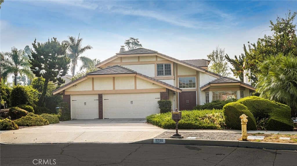 1718 Redwood Way WAY