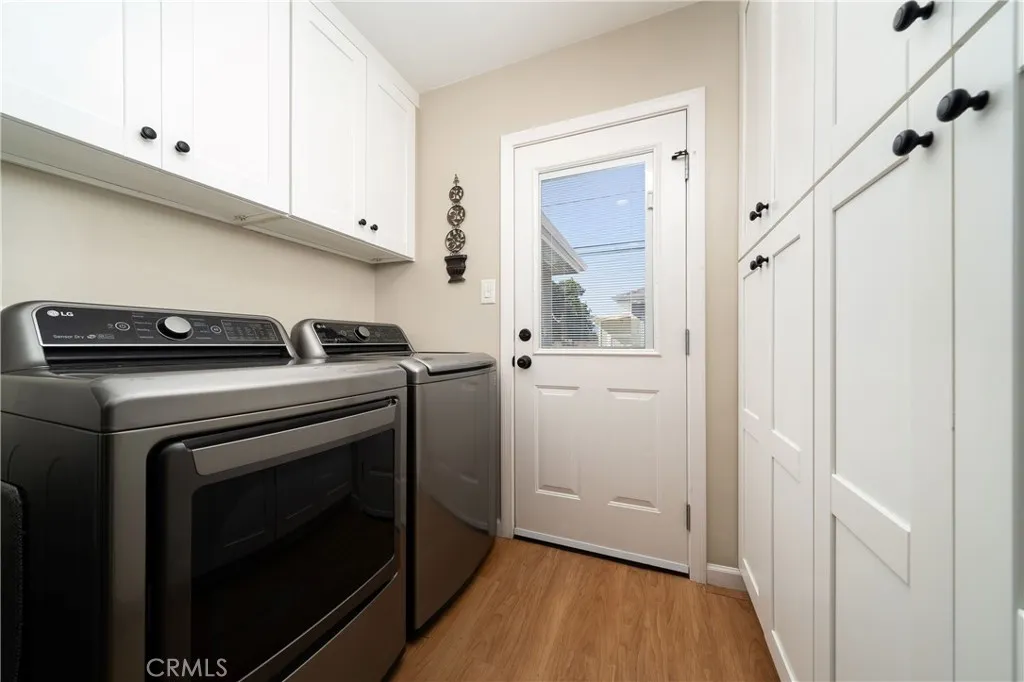 Lakewood, California 90713, United States, 3 Bedrooms Bedrooms, ,2 BathroomsBathrooms,Residential,Pending,153833