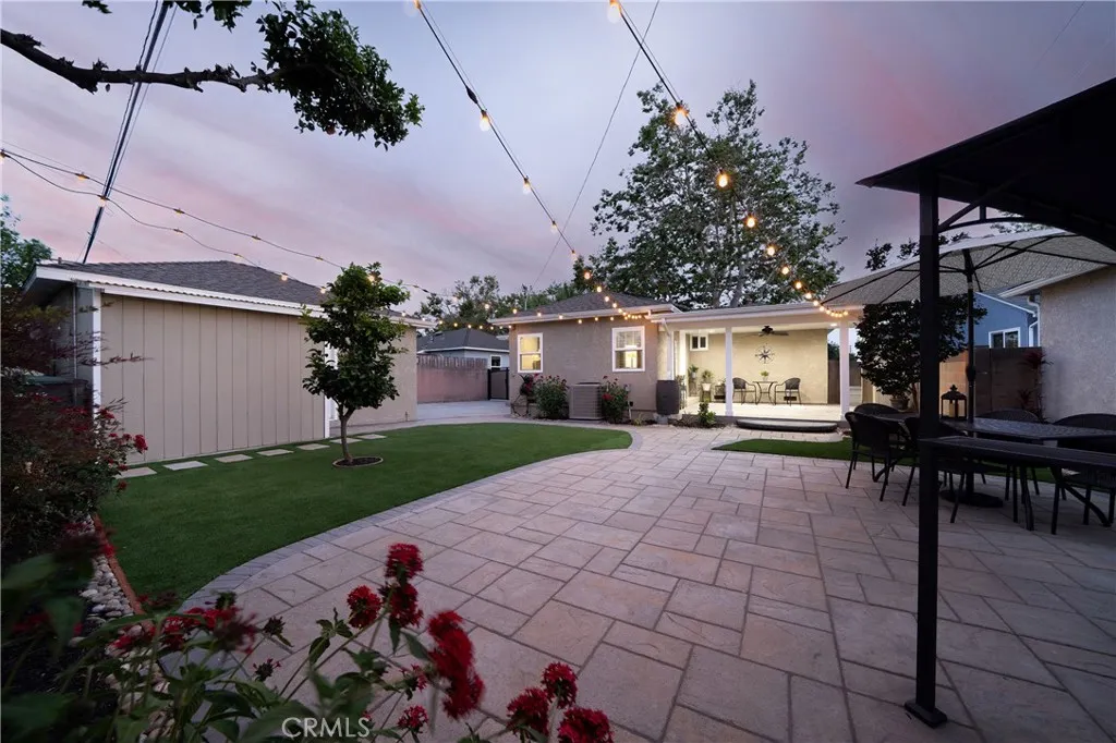 Lakewood, California 90713, United States, 3 Bedrooms Bedrooms, ,2 BathroomsBathrooms,Residential,Pending,153833