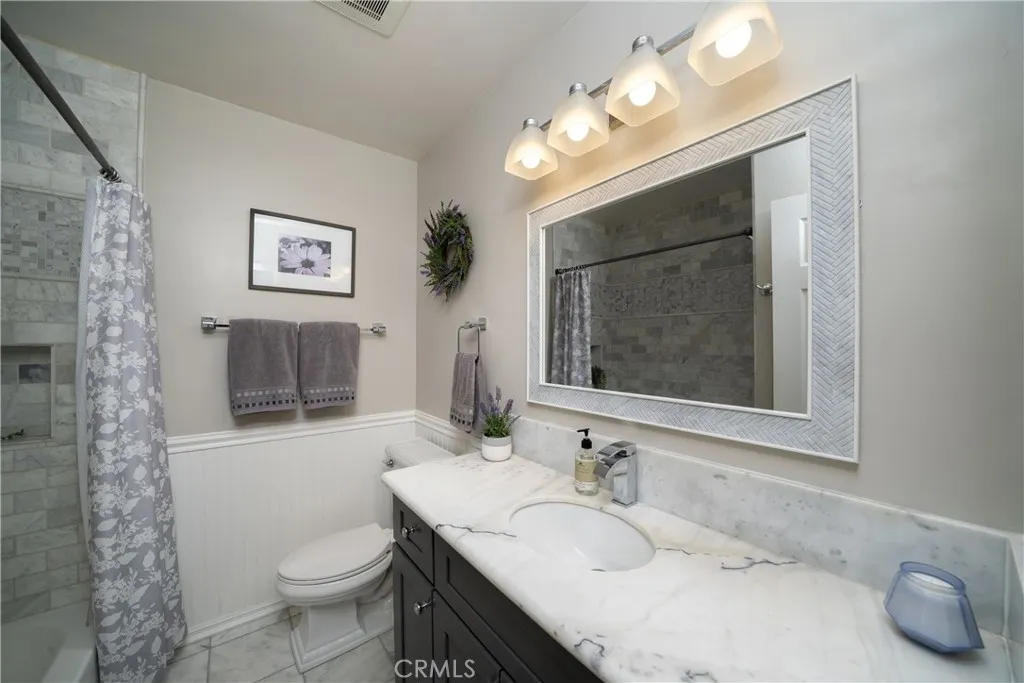 Lakewood, California 90713, United States, 3 Bedrooms Bedrooms, ,2 BathroomsBathrooms,Residential,Pending,153833