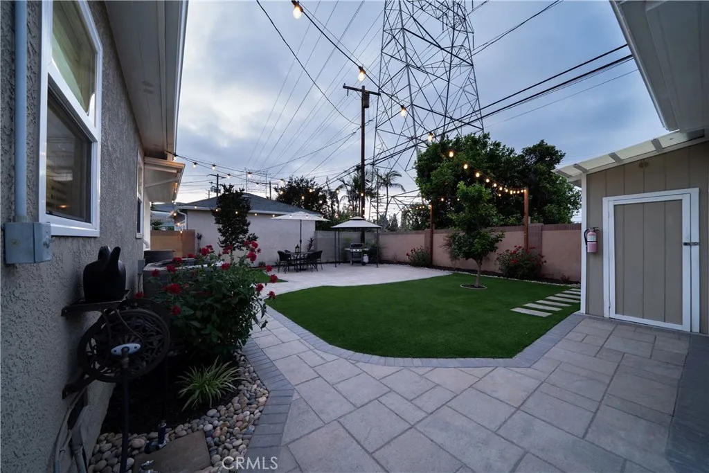 Lakewood, California 90713, United States, 3 Bedrooms Bedrooms, ,2 BathroomsBathrooms,Residential,Pending,153833