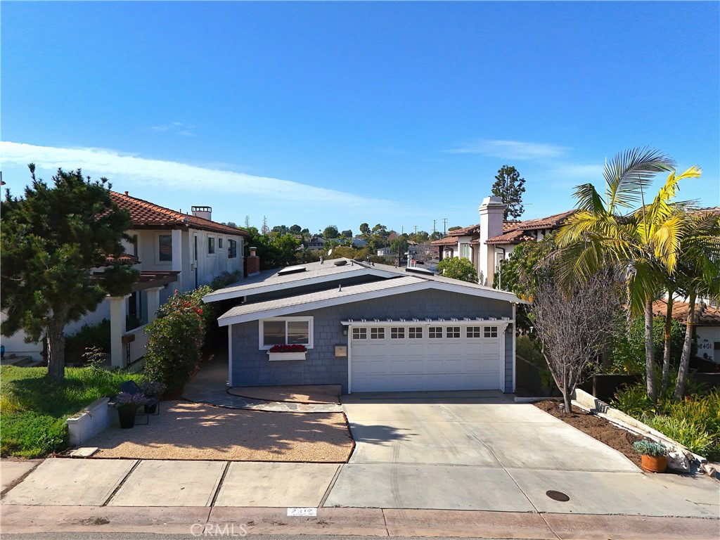 2317 Elm Avenue