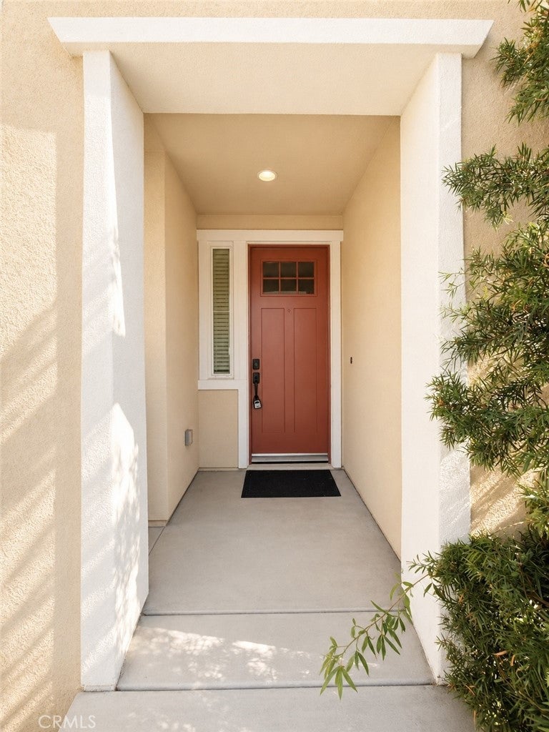 9738 La Vine Court